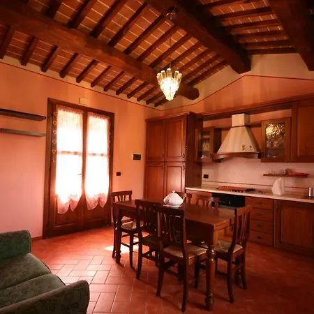 Acacia Casetta Con Giardino